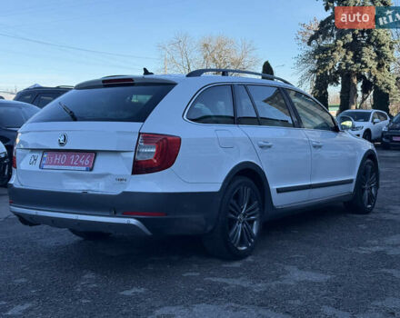 Белый Шкода Суперб, объемом двигателя 2 л и пробегом 235 тыс. км за 12750 $, фото 5 на Automoto.ua