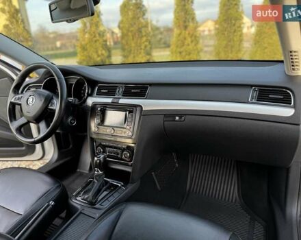 Білий Шкода Суперб, об'ємом двигуна 1.6 л та пробігом 294 тис. км за 11450 $, фото 54 на Automoto.ua