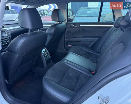 Белый Шкода Суперб, объемом двигателя 2 л и пробегом 235 тыс. км за 12750 $, фото 18 на Automoto.ua