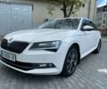 Білий Шкода Суперб, об'ємом двигуна 2 л та пробігом 270 тис. км за 18000 $, фото 1 на Automoto.ua