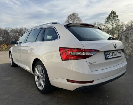 Белый Шкода Суперб, объемом двигателя 1.6 л и пробегом 235 тыс. км за 14200 $, фото 5 на Automoto.ua