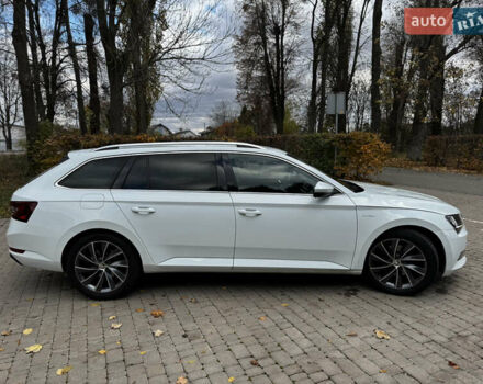 Білий Шкода Суперб, об'ємом двигуна 2 л та пробігом 173 тис. км за 17000 $, фото 9 на Automoto.ua