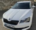 Белый Шкода Суперб, объемом двигателя 1.6 л и пробегом 235 тыс. км за 14200 $, фото 2 на Automoto.ua