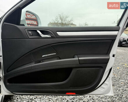 Белый Шкода Суперб, объемом двигателя 2 л и пробегом 160 тыс. км за 15500 $, фото 25 на Automoto.ua