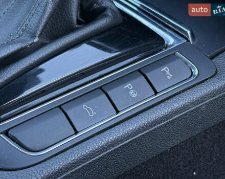 Белый Шкода Суперб, объемом двигателя 2 л и пробегом 235 тыс. км за 12750 $, фото 34 на Automoto.ua