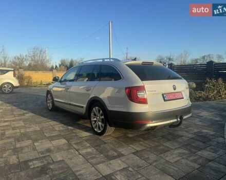 Белый Шкода Суперб, объемом двигателя 2 л и пробегом 242 тыс. км за 12900 $, фото 7 на Automoto.ua