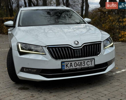 Белый Шкода Суперб, объемом двигателя 1.97 л и пробегом 173 тыс. км за 17000 $, фото 12 на Automoto.ua