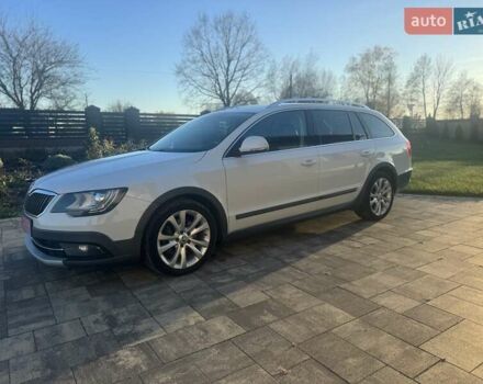 Белый Шкода Суперб, объемом двигателя 2 л и пробегом 242 тыс. км за 12900 $, фото 8 на Automoto.ua