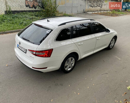 Білий Шкода Суперб, об'ємом двигуна 1.8 л та пробігом 247 тис. км за 13800 $, фото 4 на Automoto.ua