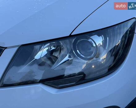 Белый Шкода Суперб, объемом двигателя 2 л и пробегом 235 тыс. км за 12750 $, фото 9 на Automoto.ua