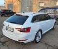 Білий Шкода Суперб, об'ємом двигуна 2 л та пробігом 220 тис. км за 16900 $, фото 3 на Automoto.ua