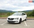 Белый Шкода Суперб, объемом двигателя 2 л и пробегом 259 тыс. км за 14800 $, фото 1 на Automoto.ua