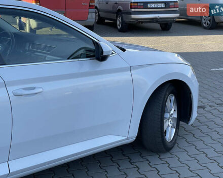 Білий Шкода Суперб, об'ємом двигуна 1.6 л та пробігом 242 тис. км за 13250 $, фото 4 на Automoto.ua