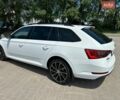 Білий Шкода Суперб, об'ємом двигуна 2 л та пробігом 240 тис. км за 16699 $, фото 16 на Automoto.ua
