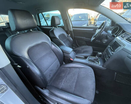 Белый Шкода Суперб, объемом двигателя 2 л и пробегом 235 тыс. км за 12750 $, фото 26 на Automoto.ua