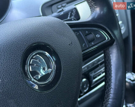 Белый Шкода Суперб, объемом двигателя 2 л и пробегом 235 тыс. км за 12750 $, фото 40 на Automoto.ua