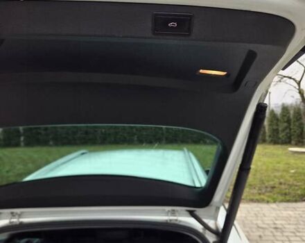 Білий Шкода Суперб, об'ємом двигуна 2 л та пробігом 288 тис. км за 15999 $, фото 24 на Automoto.ua