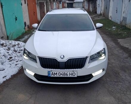 Белый Шкода Суперб, объемом двигателя 1.6 л и пробегом 239 тыс. км за 13990 $, фото 1 на Automoto.ua