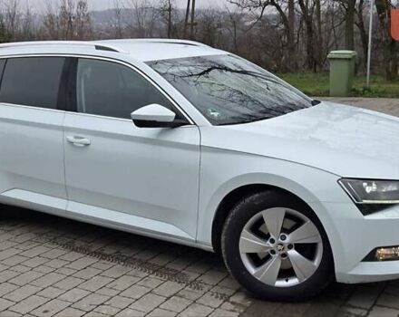 Білий Шкода Суперб, об'ємом двигуна 2 л та пробігом 288 тис. км за 15999 $, фото 7 на Automoto.ua