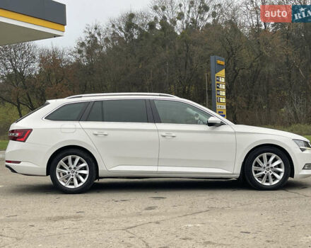 Белый Шкода Суперб, объемом двигателя 2 л и пробегом 254 тыс. км за 15800 $, фото 14 на Automoto.ua