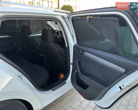 Белый Шкода Суперб, объемом двигателя 1.97 л и пробегом 225 тыс. км за 17800 $, фото 31 на Automoto.ua