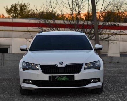 Білий Шкода Суперб, об'ємом двигуна 1.6 л та пробігом 243 тис. км за 13850 $, фото 5 на Automoto.ua