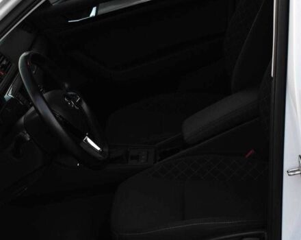 Білий Шкода Суперб, об'ємом двигуна 1.6 л та пробігом 243 тис. км за 13850 $, фото 6 на Automoto.ua