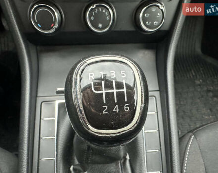 Білий Шкода Суперб, об'ємом двигуна 1.6 л та пробігом 284 тис. км за 11400 $, фото 12 на Automoto.ua