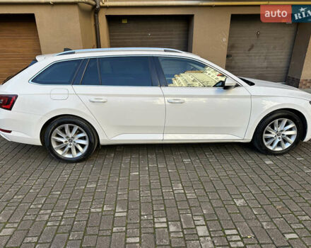 Белый Шкода Суперб, объемом двигателя 1.97 л и пробегом 163 тыс. км за 19500 $, фото 70 на Automoto.ua