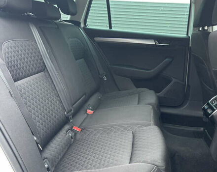 Белый Шкода Суперб, объемом двигателя 2 л и пробегом 254 тыс. км за 15800 $, фото 59 на Automoto.ua