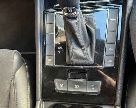 Белый Шкода Суперб, объемом двигателя 1.97 л и пробегом 163 тыс. км за 19500 $, фото 14 на Automoto.ua