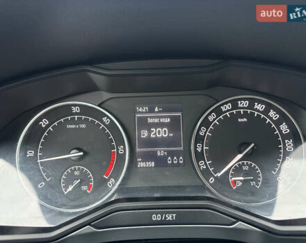 Білий Шкода Суперб, об'ємом двигуна 1.6 л та пробігом 284 тис. км за 11400 $, фото 6 на Automoto.ua