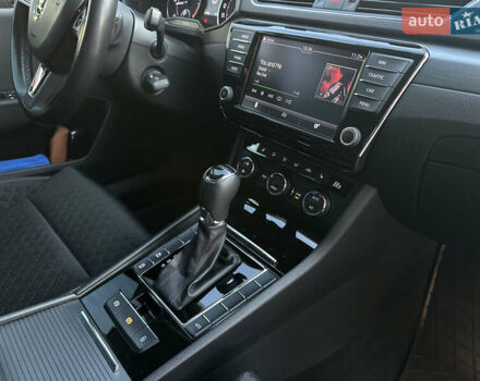 Белый Шкода Суперб, объемом двигателя 1.97 л и пробегом 225 тыс. км за 17800 $, фото 42 на Automoto.ua