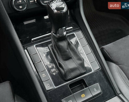 Белый Шкода Суперб, объемом двигателя 2 л и пробегом 269 тыс. км за 15999 $, фото 22 на Automoto.ua