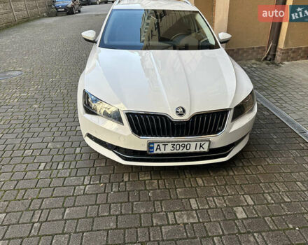 Белый Шкода Суперб, объемом двигателя 1.97 л и пробегом 163 тыс. км за 19500 $, фото 63 на Automoto.ua