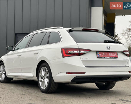 Белый Шкода Суперб, объемом двигателя 2 л и пробегом 254 тыс. км за 15800 $, фото 22 на Automoto.ua