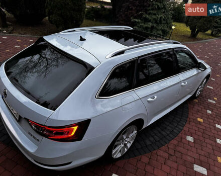 Белый Шкода Суперб, объемом двигателя 2 л и пробегом 250 тыс. км за 13900 $, фото 28 на Automoto.ua