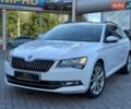 Белый Шкода Суперб, объемом двигателя 1.8 л и пробегом 137 тыс. км за 15300 $, фото 1 на Automoto.ua