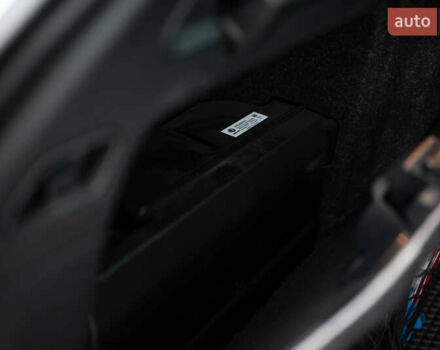 Білий Шкода Суперб, об'ємом двигуна 1.97 л та пробігом 327 тис. км за 17000 $, фото 62 на Automoto.ua