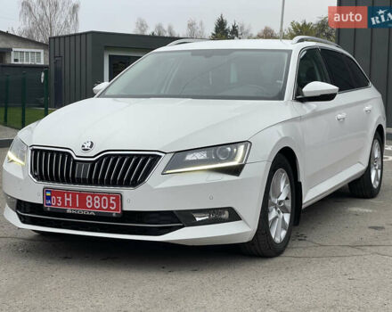 Белый Шкода Суперб, объемом двигателя 2 л и пробегом 254 тыс. км за 15800 $, фото 72 на Automoto.ua