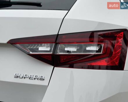 Белый Шкода Суперб, объемом двигателя 2 л и пробегом 254 тыс. км за 15800 $, фото 28 на Automoto.ua