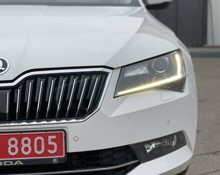 Белый Шкода Суперб, объемом двигателя 2 л и пробегом 254 тыс. км за 15800 $, фото 33 на Automoto.ua