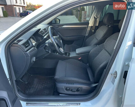 Белый Шкода Суперб, объемом двигателя 1.97 л и пробегом 225 тыс. км за 17800 $, фото 21 на Automoto.ua