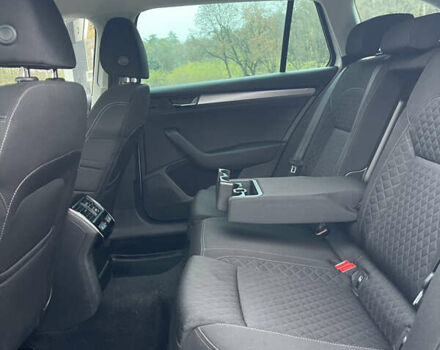 Белый Шкода Суперб, объемом двигателя 2 л и пробегом 254 тыс. км за 15800 $, фото 58 на Automoto.ua