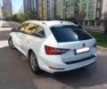 Белый Шкода Суперб, объемом двигателя 1.6 л и пробегом 235 тыс. км за 16000 $, фото 3 на Automoto.ua