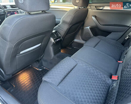 Белый Шкода Суперб, объемом двигателя 1.97 л и пробегом 225 тыс. км за 17800 $, фото 29 на Automoto.ua