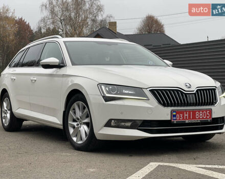 Белый Шкода Суперб, объемом двигателя 2 л и пробегом 254 тыс. км за 15800 $, фото 71 на Automoto.ua