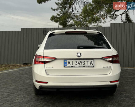 Белый Шкода Суперб, объемом двигателя 1.97 л и пробегом 265 тыс. км за 14999 $, фото 8 на Automoto.ua