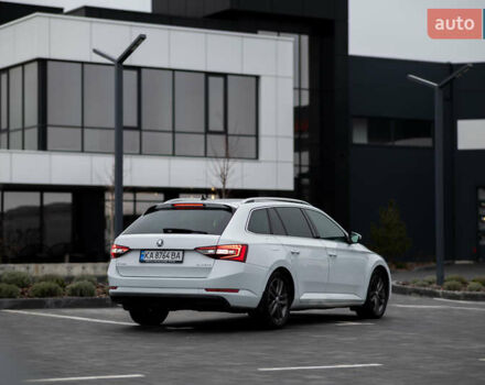 Білий Шкода Суперб, об'ємом двигуна 1.97 л та пробігом 327 тис. км за 17000 $, фото 3 на Automoto.ua