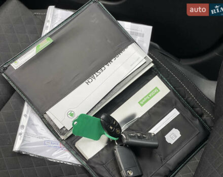 Белый Шкода Суперб, объемом двигателя 2 л и пробегом 254 тыс. км за 15800 $, фото 67 на Automoto.ua